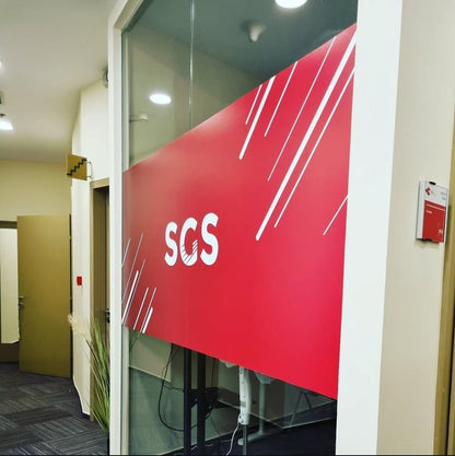 Obljepljivanje oslikavanje naljepnicama indoor i outdoor